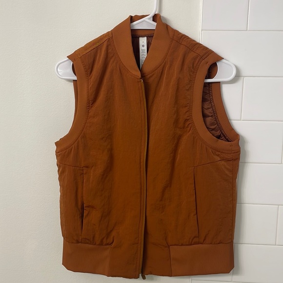 Lululemon Orange Non-Stop Bomber Vest - Picture 1 of 3